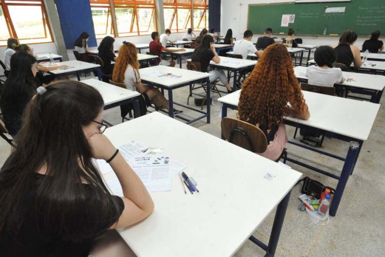 UEL aprova Vestibular 2021 em fase única, em 14 de março, com medidas para segurança de estudantes