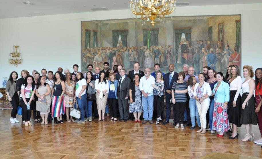 Solenidade de assinatura de Acordo de Cooperação com o objetivo de fortalecer e ampliar mecanismos de articulação com as comunidades rurais paranaenses em situação de instabilidade socioambiental