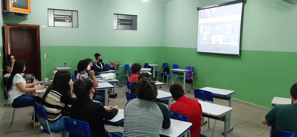 UENP divulga ações afirmativas para alunos negros e de baixa renda do Ensino Médio