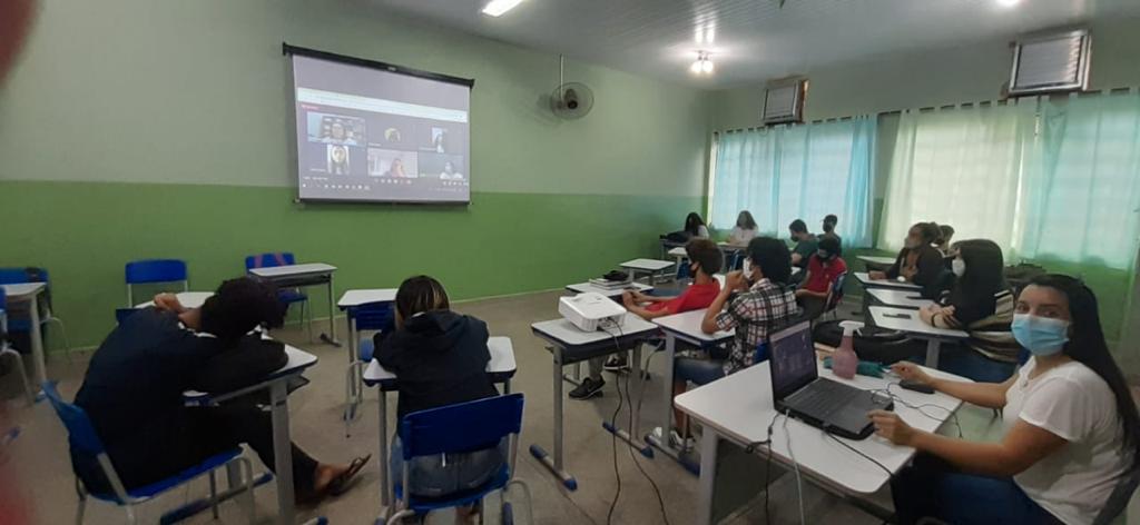 UENP divulga ações afirmativas para alunos negros e de baixa renda do Ensino Médio