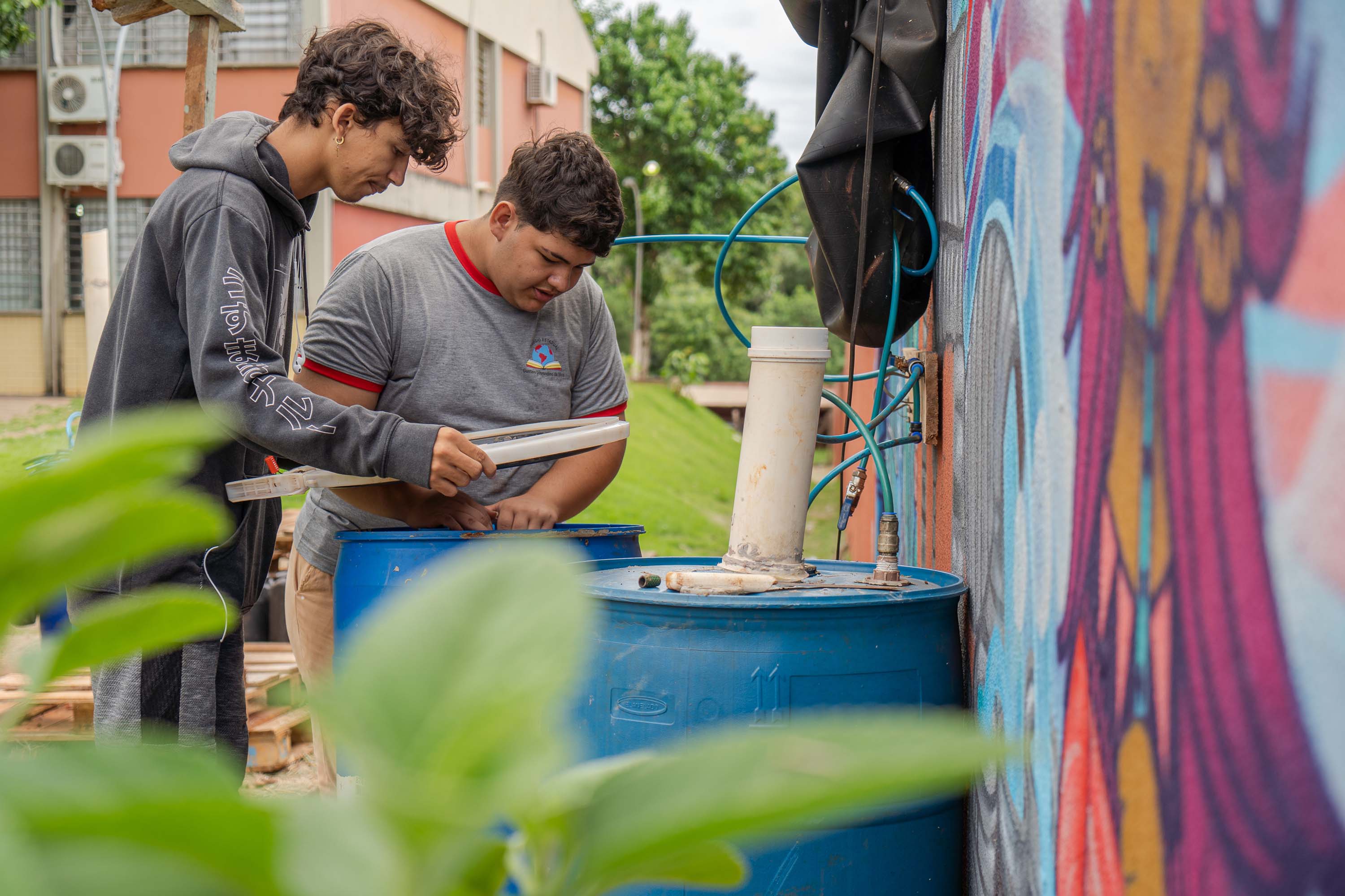 Colégio de Foz do Iguaçu usa biogás para ensinar e promover sustentabilidade