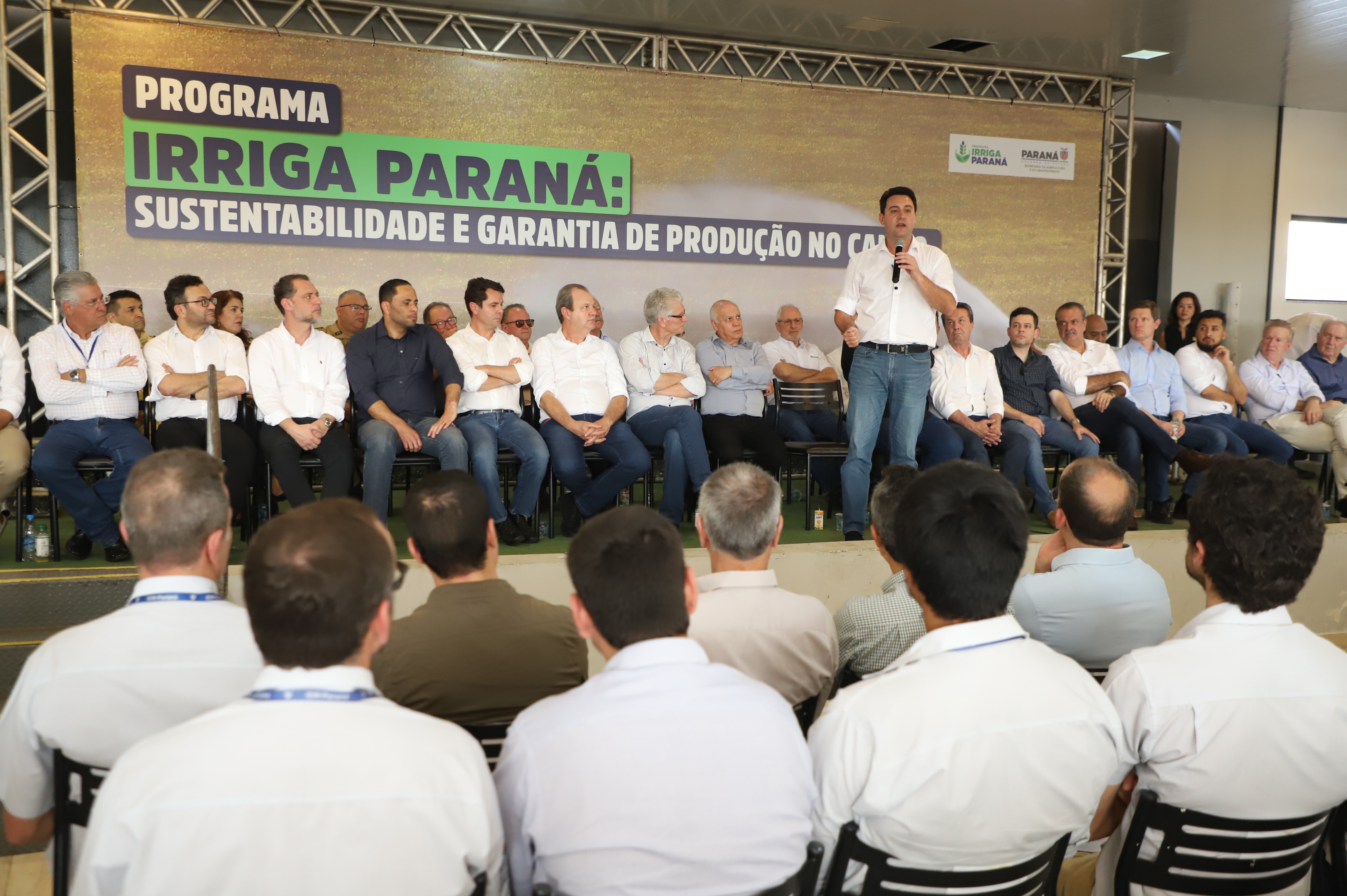 Governador lança programa de irrigação no campo com juros subsidiados pelo Estado