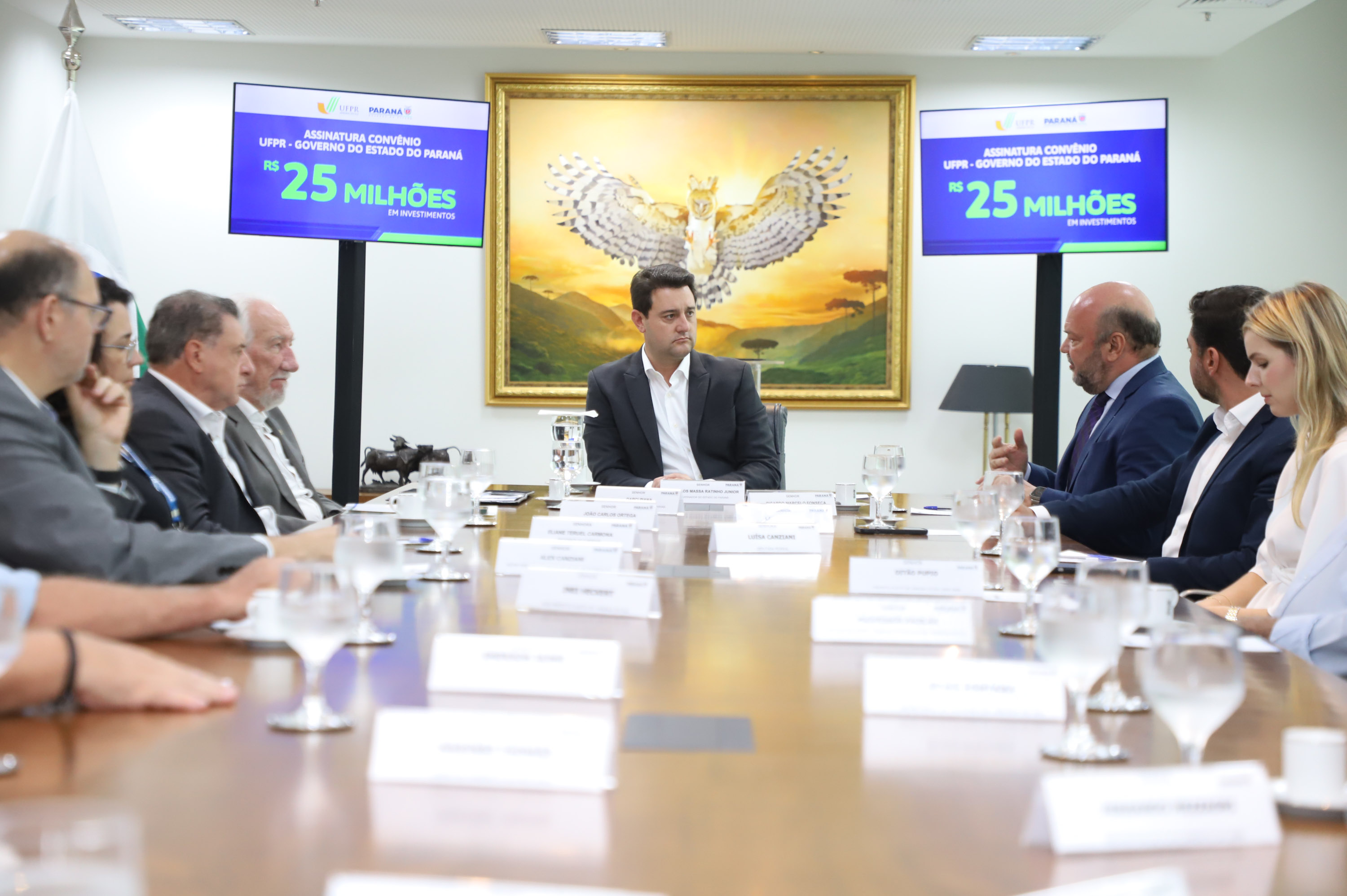 O governador Carlos Massa Ratinho Junior assinou nesta segunda-feira (02) o convênio entre o Governo do Estado e a Universidade Federal do Paraná (UFPR) para construção da sede própria da instituição em Jandaia do Sul, no Vale do Ivaí.