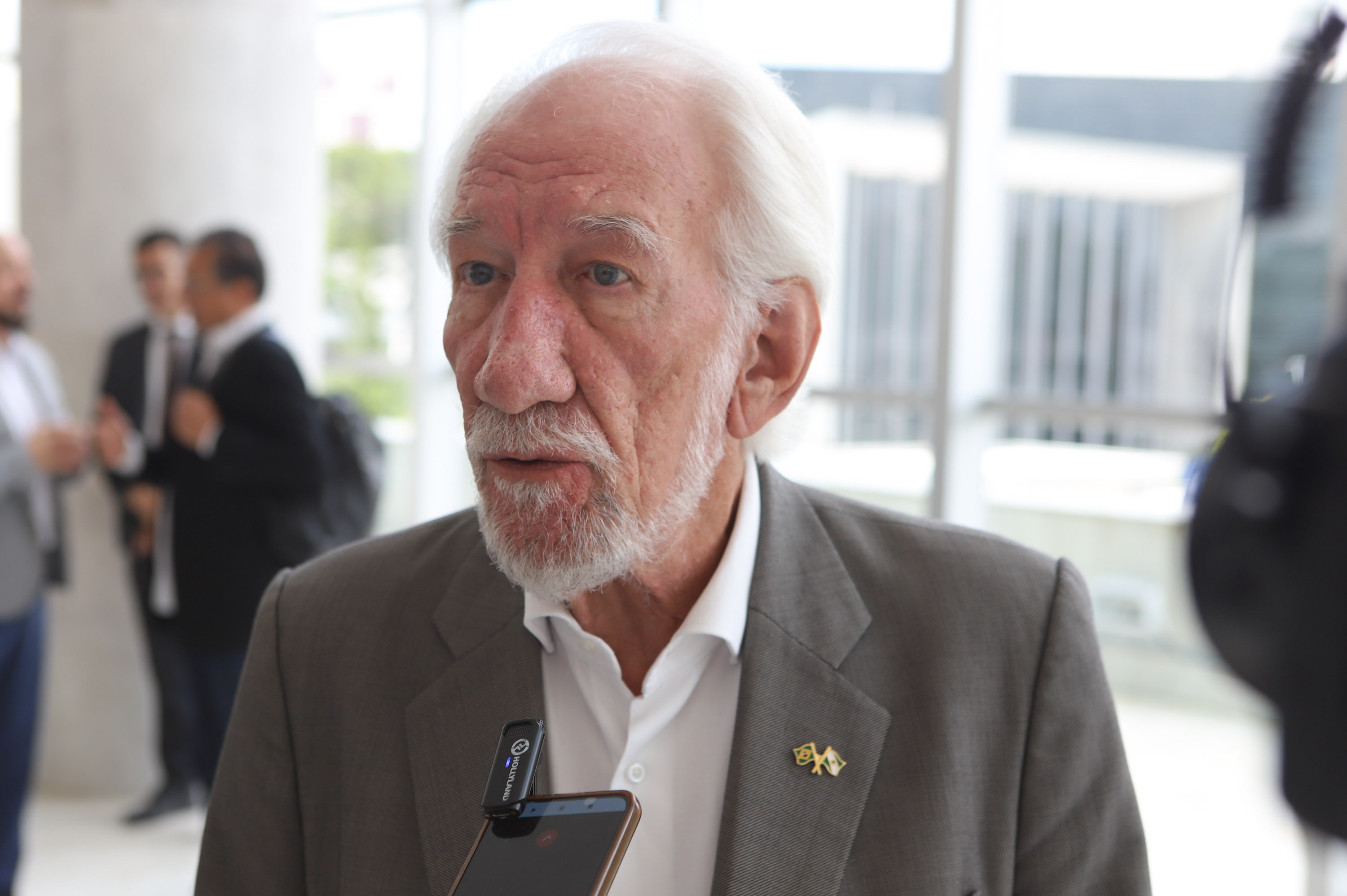 Estado concederá 100 bolsas de R$ 5 mil para doutores inovarem em empresas paranaenses