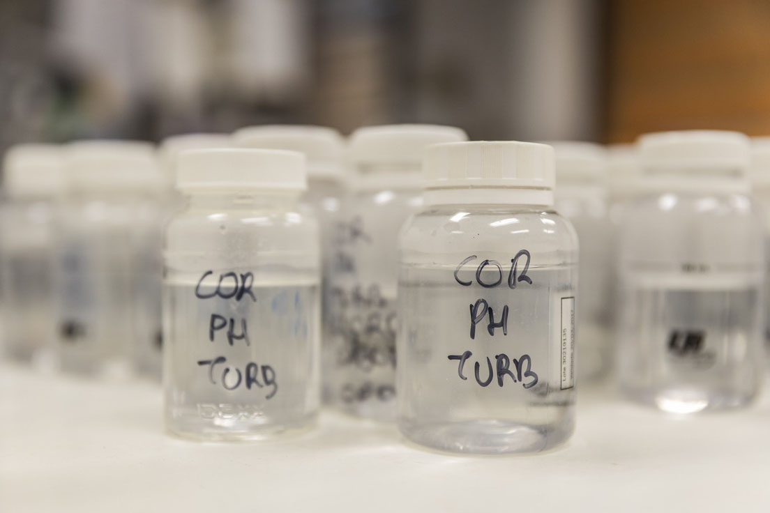 Laboratório de Saneamento Ambiental da UEM fez mais de 20 mil análises em 2024