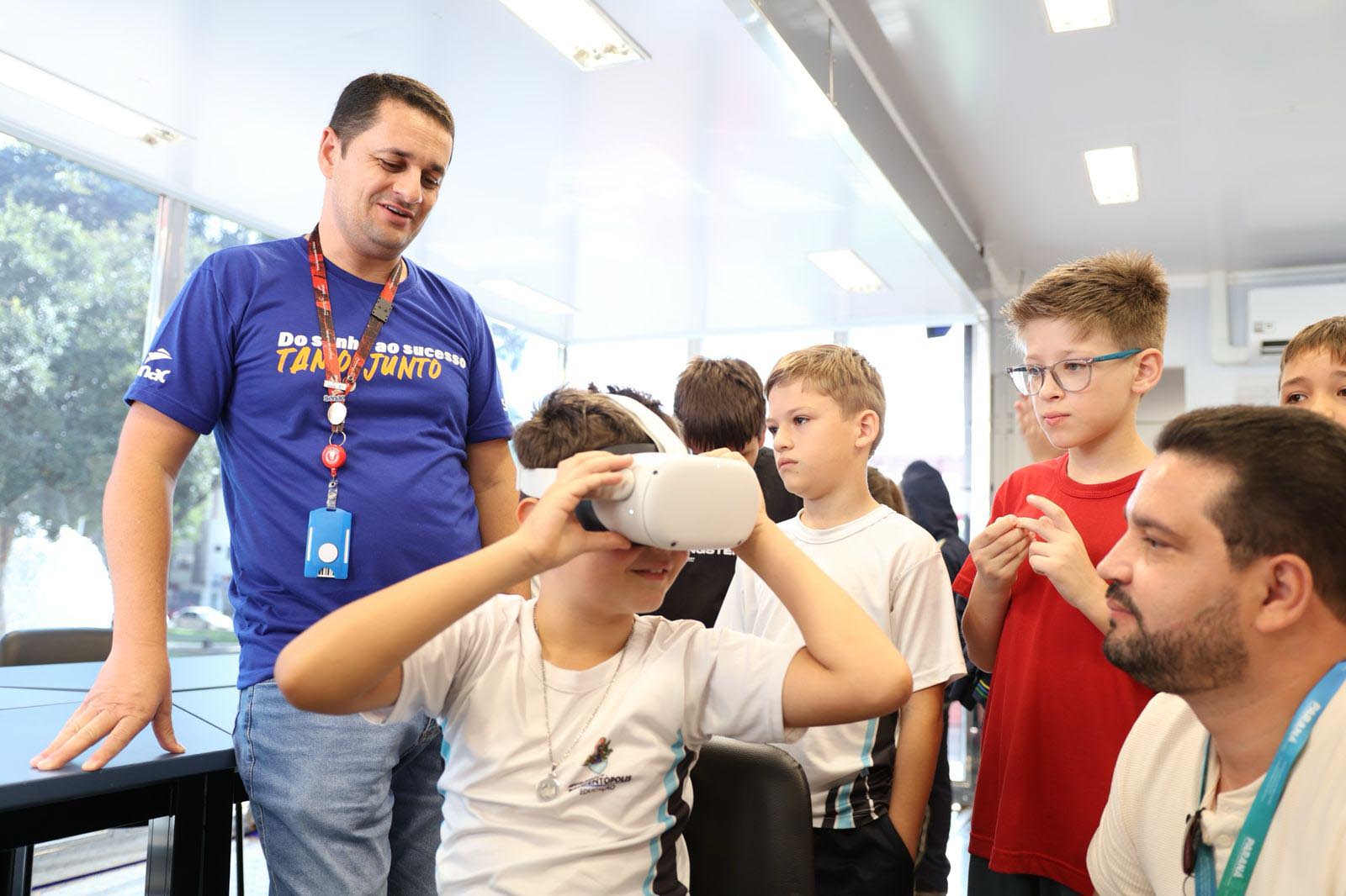 Carreta da Inovação passa por Cândido de Abreu e Jandaia do Sul nesta semana