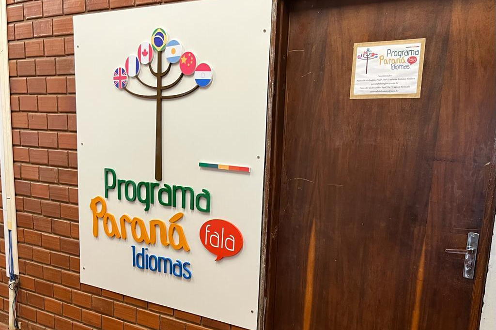Paraná Fala Idiomas oferta mais de 4 mil vagas no primeiro semestre de 2025
