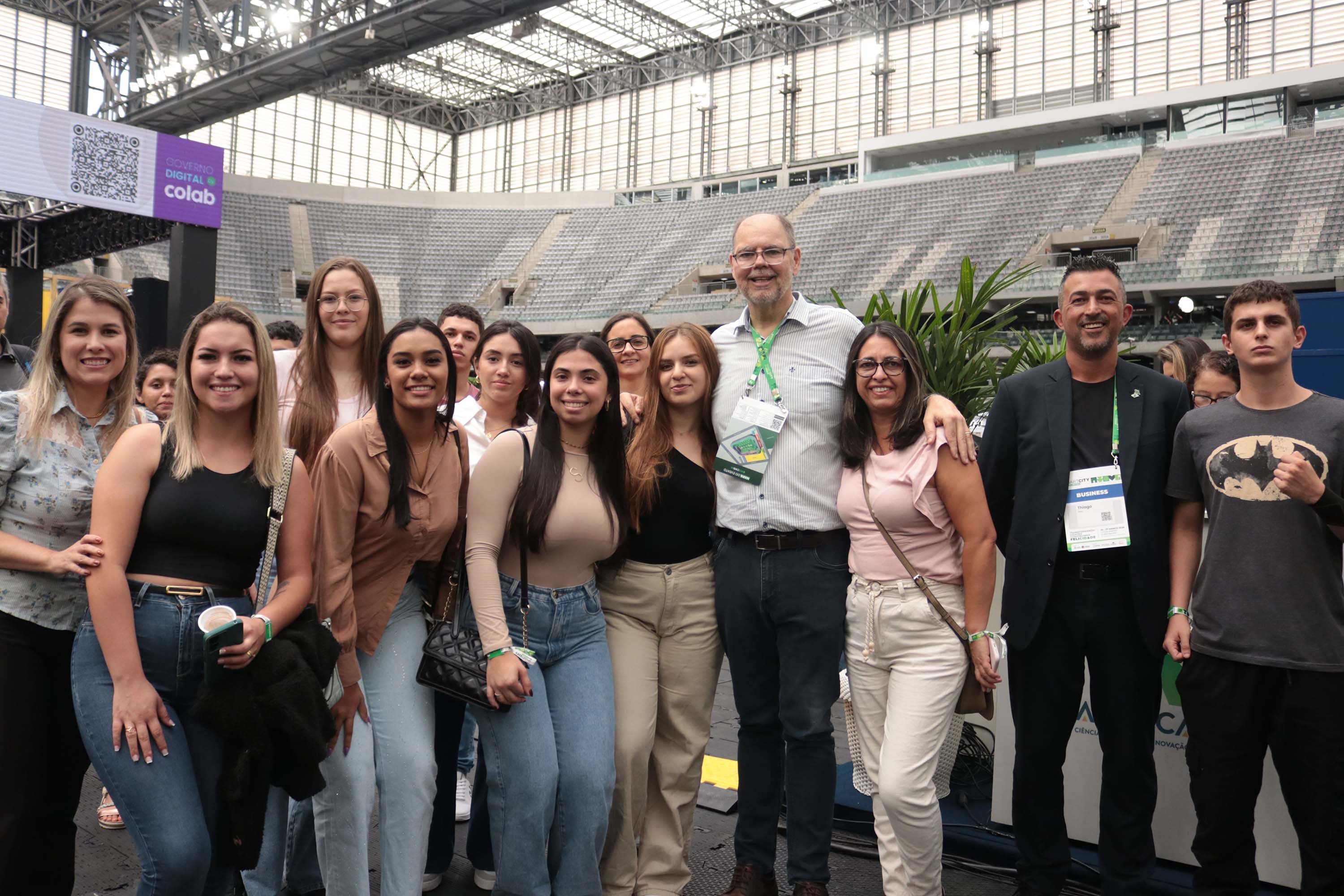 TI na prática: alunos do Talento Tech fazem visita imersiva na Smart City Expo Curitiba