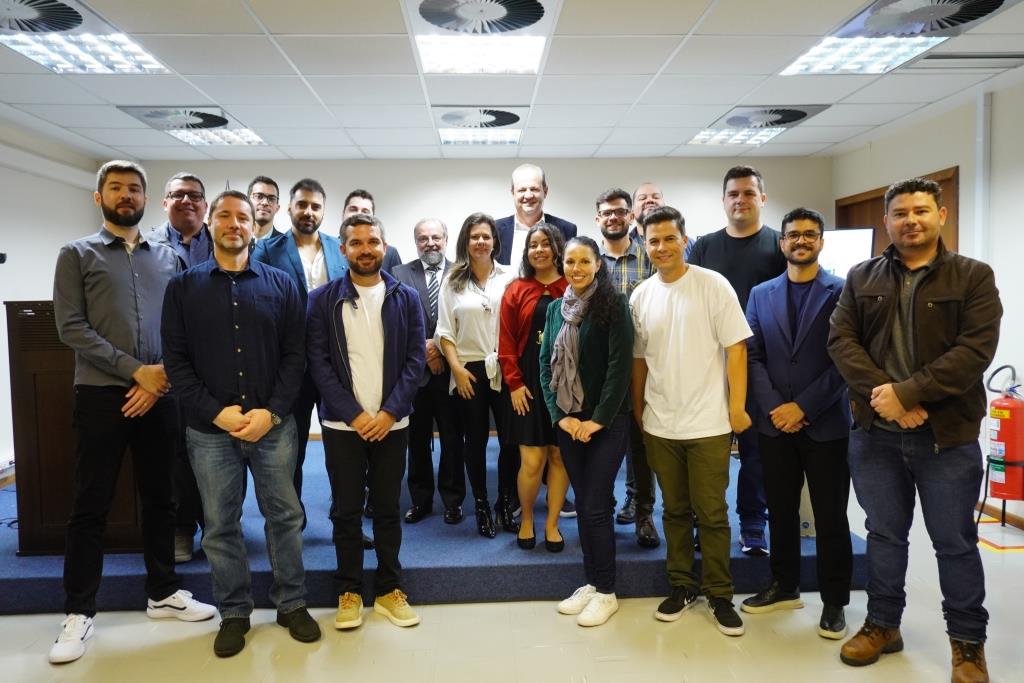 Novos servidores reforçam equipe de trabalho do Sistema de Ciência, Tecnologia e Ensino Superior do Paraná