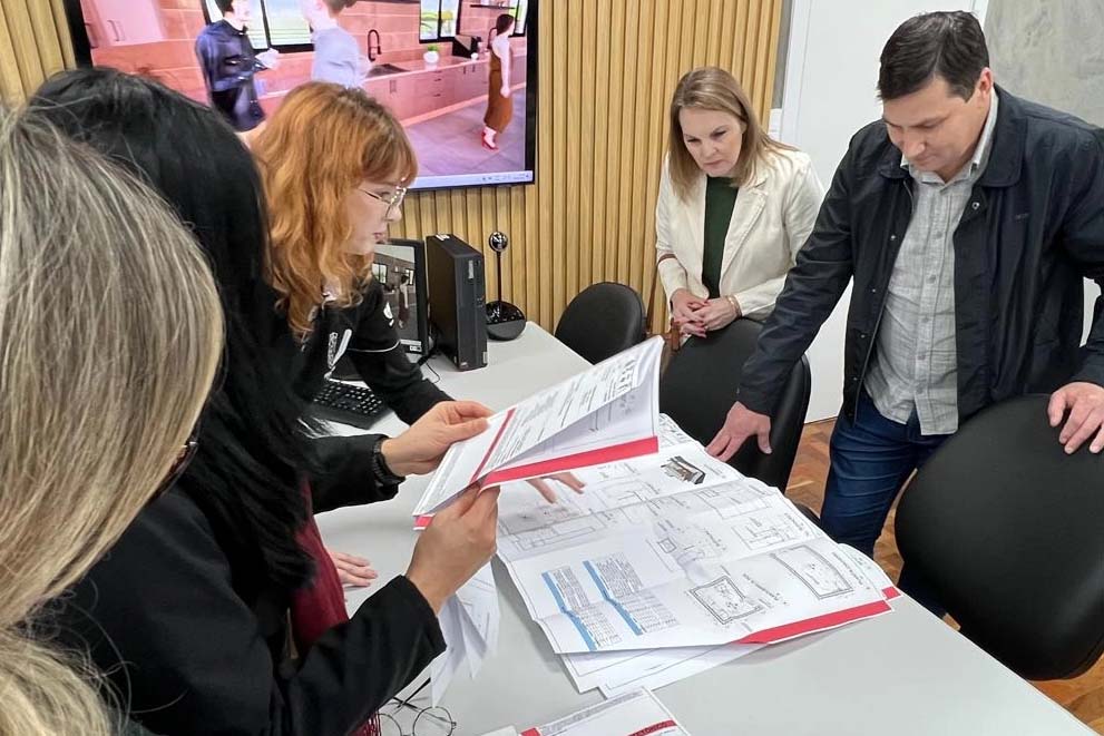 Projetek da Unioeste entrega projeto de CRAS a Boa Esperança do Iguaçu