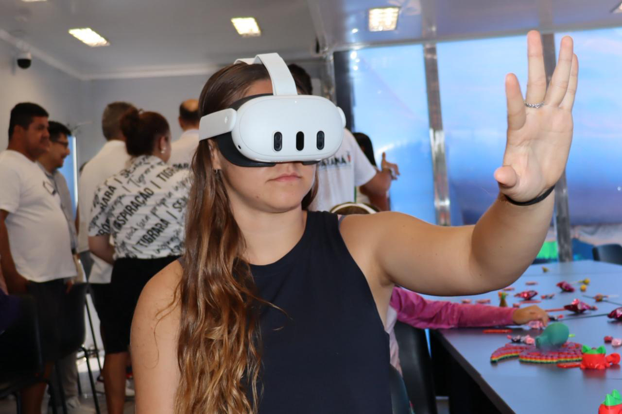 Em Matinhos, Carreta da Inovação inicia atividades no Verão Maior Paraná