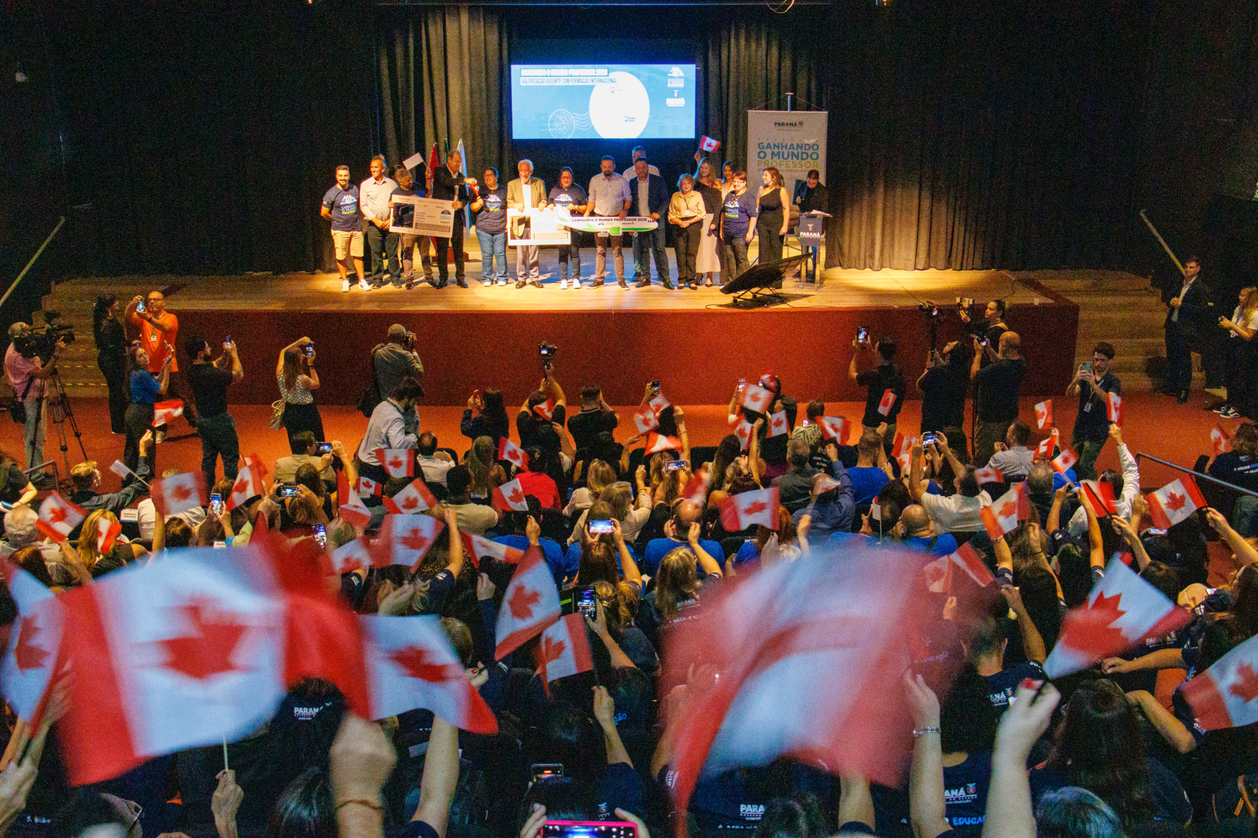 Paraná vai mandar mais 251 professores para intercâmbio internacional no Canadá