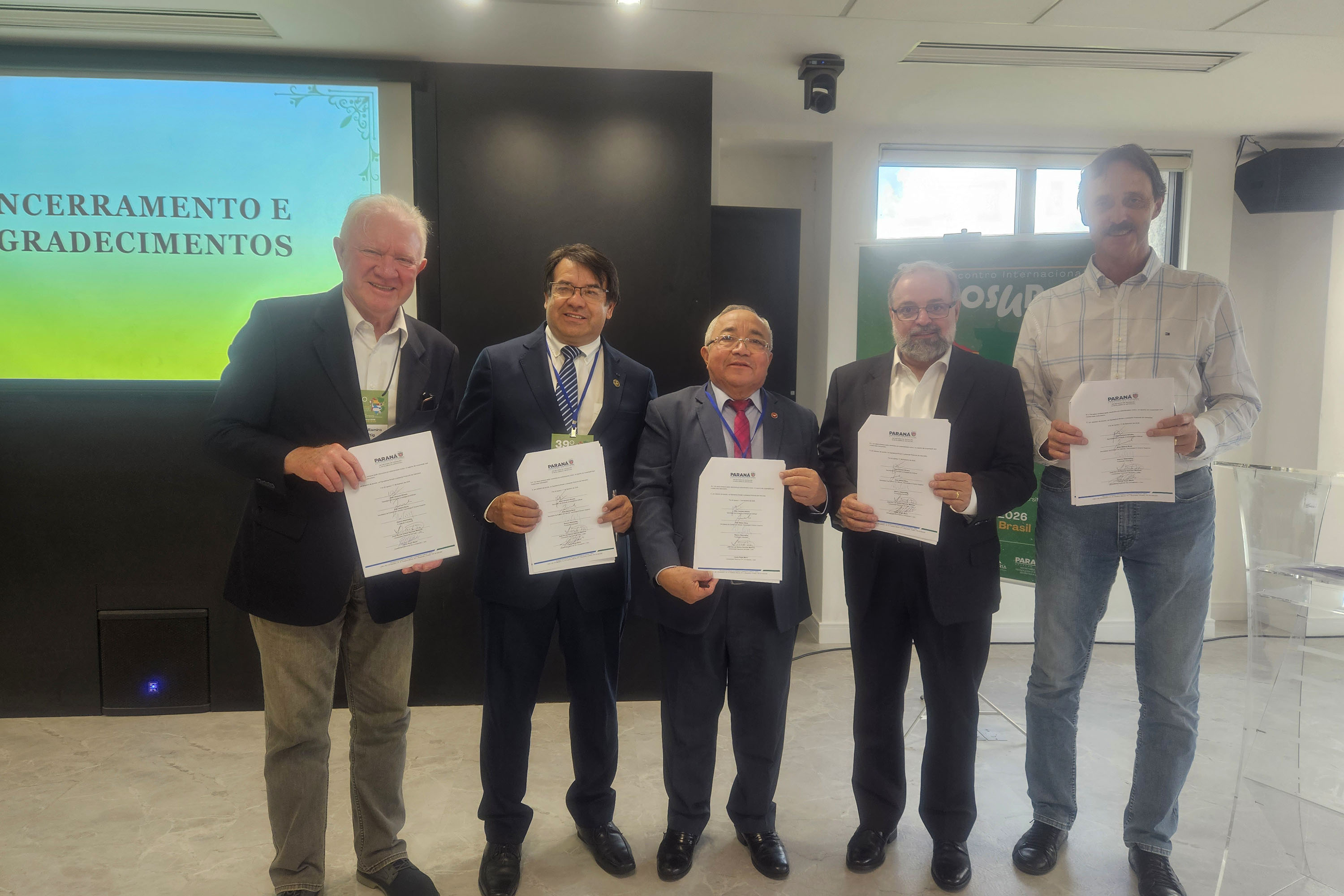 Zicosur Universitário e Governo discutem cooperação e desenvolvimento regional