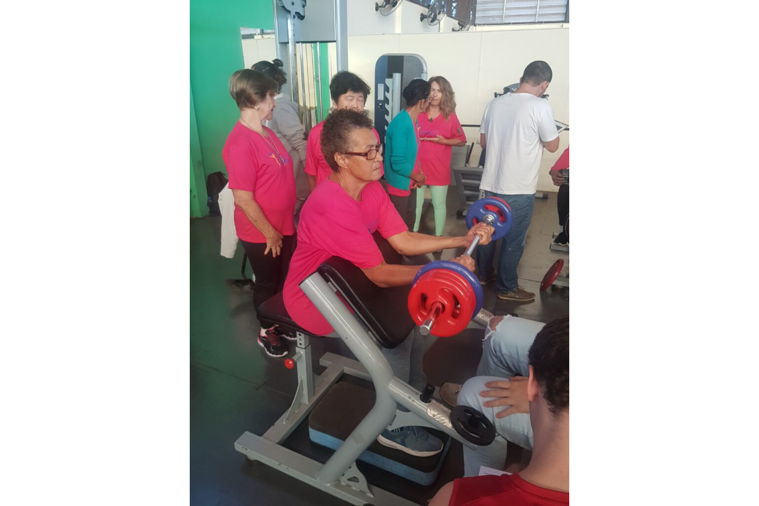 Revista internacional publica estudo desenvolvido na UEL sobre efeitos da musculação na saúde de idosas