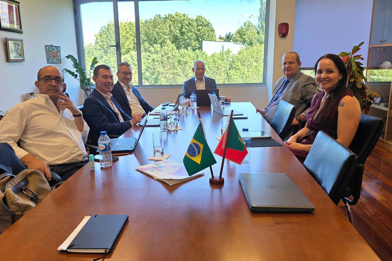 Governo do Paraná busca ampliar produção científica com Portugal em agenda internacional