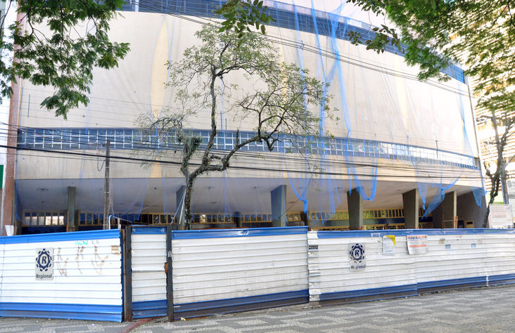 FACHADA DO TEATRO