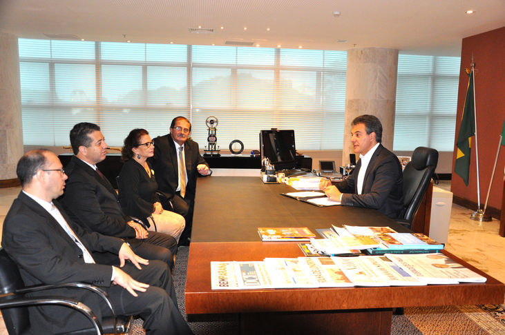 reunião UEL