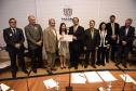 O secretário de estado da ciência, tecnologia e ensino superior, João Carlos Gomes, acompanhado do, reitor da universidade estadual de Ponta Grossa, Carlos Luciano Vargas, reitor da PUC/Pr., Waldomiro Gremski, coordenador de ciência e tecnologia da Seti, Evandro Pazzoto, diretor-presidente do Tecpar, Júlio Felix e vice-reitor da universidade estadual de Maringá, Júlio César Damasceno entrega o 20 Prêmio Paranaense de Ciência e Tecnologia.