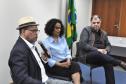 Servidores do Estado recebem ação da campanha Paraná Unidos contra o Racismo