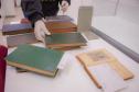 Com obra de 1888, Biblioteca da UEPG guarda mais de mil livros raros