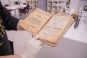 Com obra de 1888, Biblioteca da UEPG guarda mais de mil livros raros