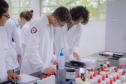 Com 21 anos, curso de Química Tecnológica da UEPG tem alta empregabilidade