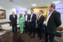 Tecpar assina acordo com empresa para ampliar produção da vacina antirrábica veterinária