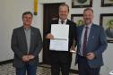 Representantes do Estado recebem homenagem por atuação no fomento científico