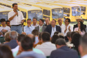 Em parceria com deputados, Governo começa entrega de 209 ônibus para a educação