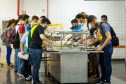 Ratinho Junior sanciona lei que garante segurança alimentar a universitários no Paraná