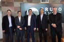 Ratinho Junior visita cooperativa e Centro de Inovação na Argentina
