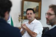 Paraná firma parceria com Google para qualificar alunos de escolas profissionalizantes