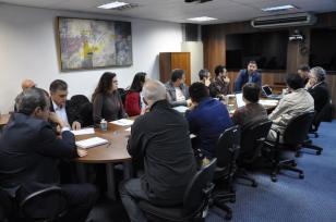 Superintendente da Seti recebe representantes dos sindicatos dos docentes para debater LGU