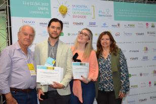 premiados recebem certificados