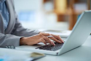 Nesse período em que o distanciamento social é fundamental, o grupo se reúne por meio de redes sociais, trocam informações por e-mails, arquivos compartilhados em nuvem e realizam reuniões virtuais