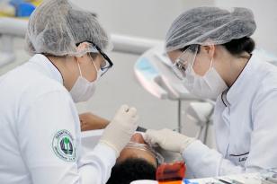 Oferta de serviços odontológicos (FOTO: Arquivo/COM)