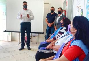Grupo de pessoas reunidas