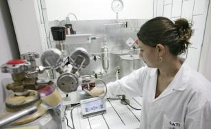 Estudante atuando em hospital 