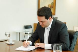 Governo do Paraná propõe pagamento de auxílio-alimentação para servidores