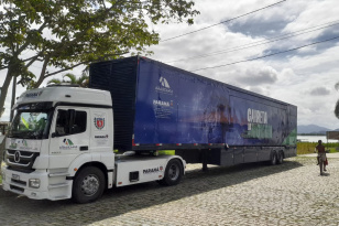 Carreta da Inovação leva atividades tecnológicas, culturais e serviços a Antonina