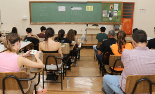 UEL disponibiliza 487 vagas remanescentes em 35 cursos para o ano letivo 2025