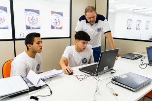 Governo do Estado sanciona lei que institui diretrizes sobre uso da Inteligência Artificial