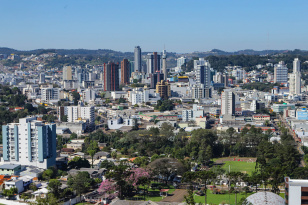 Pesquisa do Ipardes sobre perfil socioeconômico da população chega a mais 131 cidades