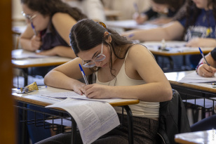 UEM realiza provas do PAS neste domingo com participação de 23,5 mil candidatos