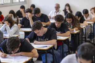 Vestibular da UEM tem a menor abstenção em 13 anos entre os concursos de verão