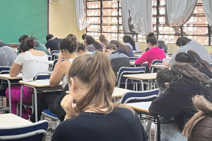 Vestibular da Unioeste acontece no domingo em oito cidades do Paraná e uma do MS