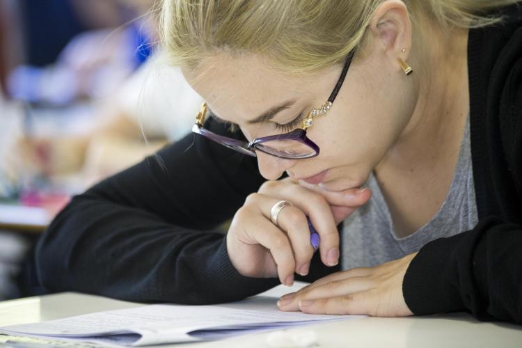 Aluna prestando vestibular