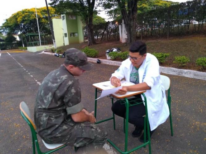 Projeto de Extensão do curso de Enfermagem faz ações de promoção à saúde para jovens do Tiro de Guerra de Paranavaí