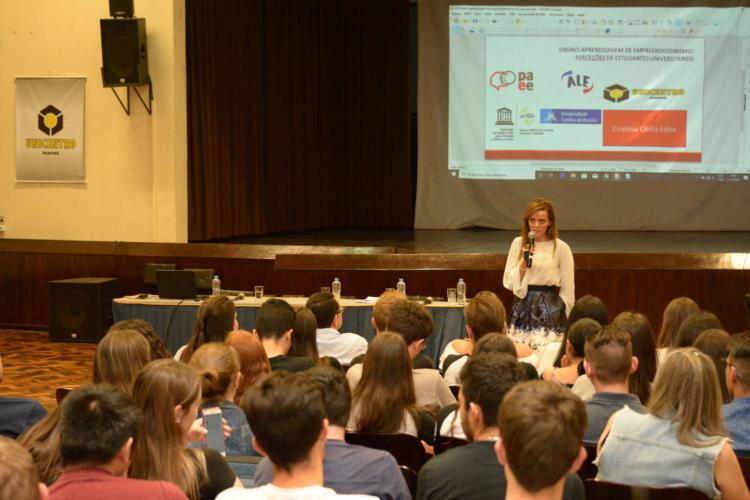 Mesa redonda internacional discute cultura empreendedora na Unicentro - Campus Irati