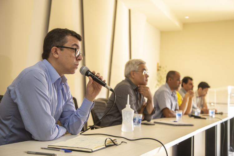 Esteve em discussão a possibilidade do ambulatório do hospital ser transformado em unidade de triagem para atendimento de pessoas com sintomas gripais e insuficiência respiratória